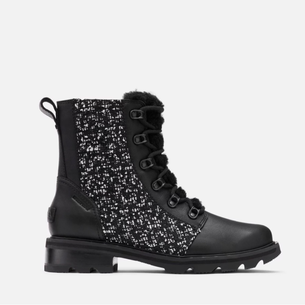 SOREL WOMEN'S LENNOX  LACE COZY BOOTIE